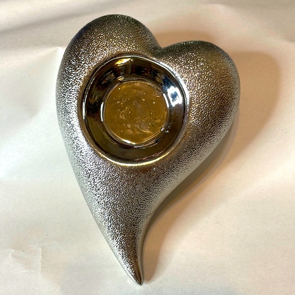 Other - Silver heart candle holder
